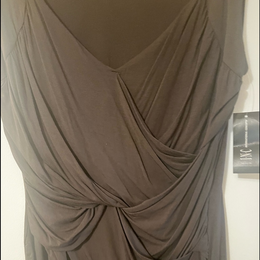 Sleeveless brown top